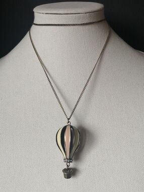Y2K Hot Air Balloon Pendant Bronze Tone Necklace Pink Cream Enamel Whimsical
